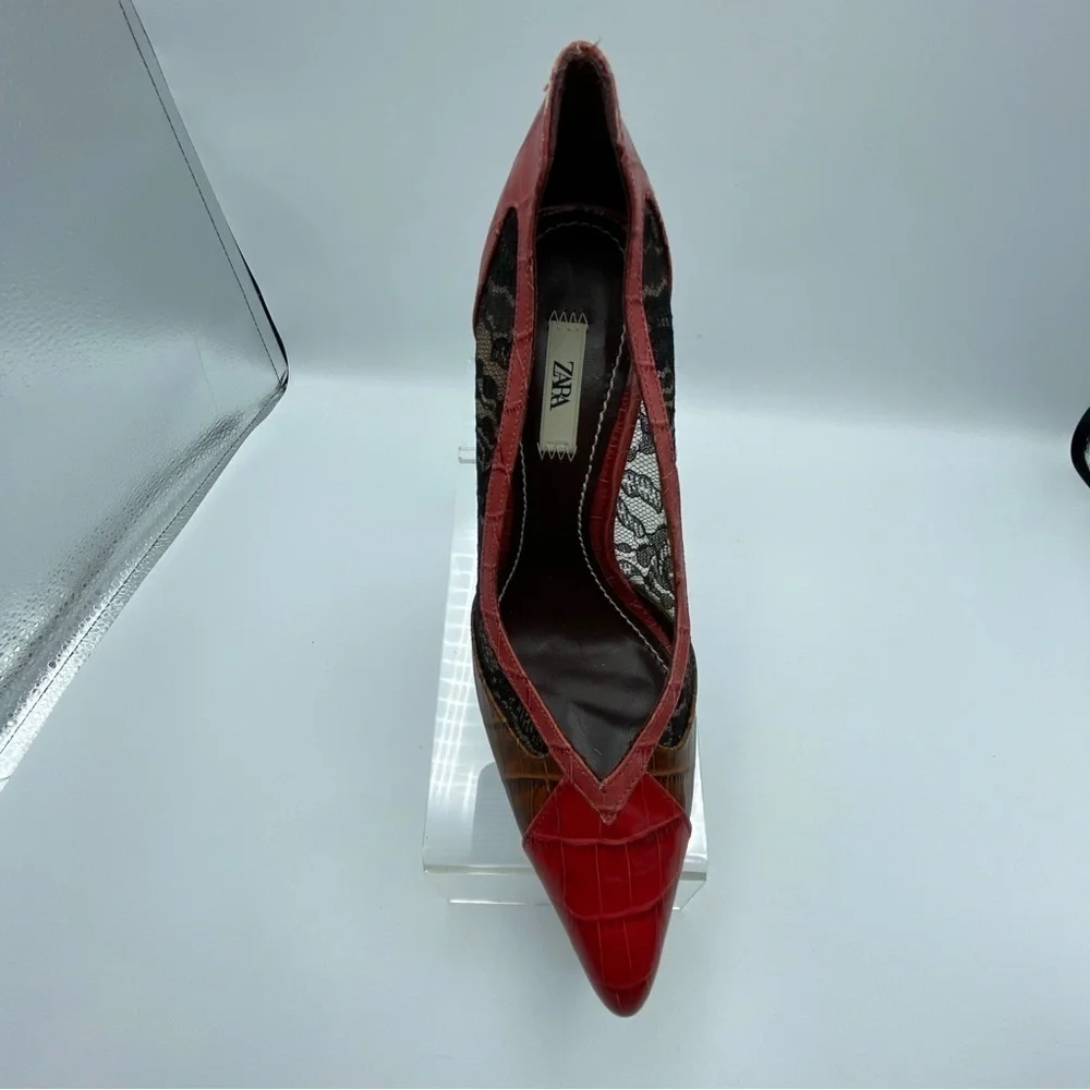 🌹NWOT. Zara Red Animal Print Lace High Heel Shoes. Size 7,5.